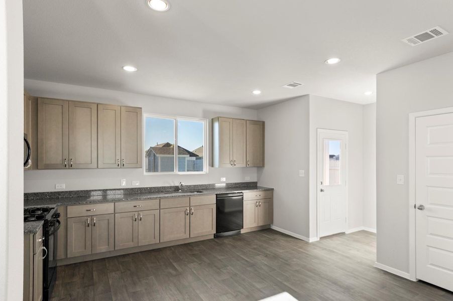 Furnished interior view inside a new home in Harvest Ridge, Elgin (Image 11).