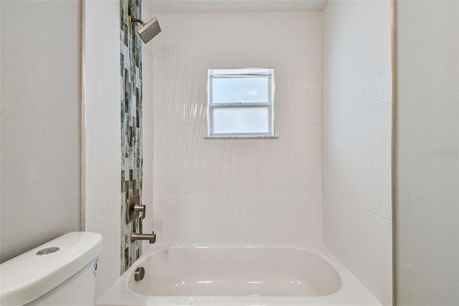 Bathroom 2 (Hallway)