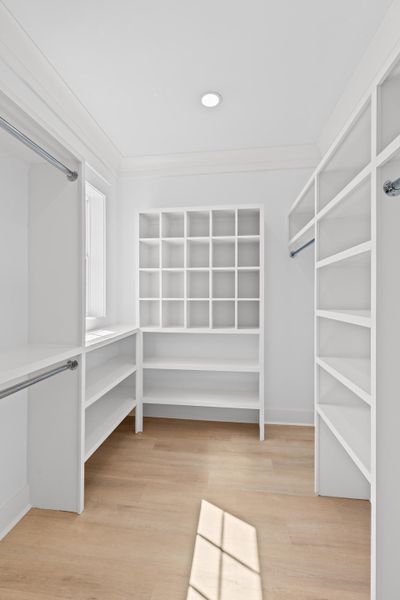 Spacious, unfurnished interior of a new home in , North Charleston (Image 23).