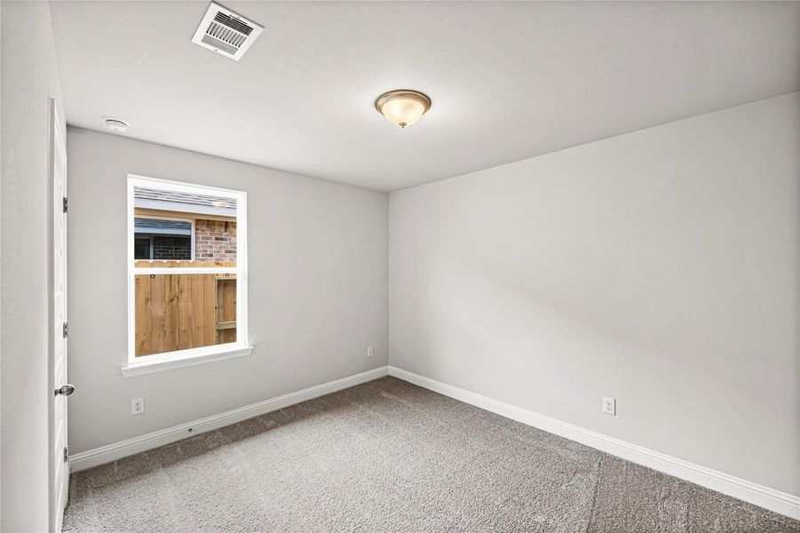Spacious, unfurnished interior of a new home in Bayou Maison, Dickinson (Image 11). Spacious, unfurnished interior of a new home in Bayou Maison, Dickinson (Image 11).