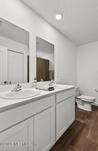 Furnished interior view inside a new home in Cross Creek Express, Green Cove Springs (Image 31).