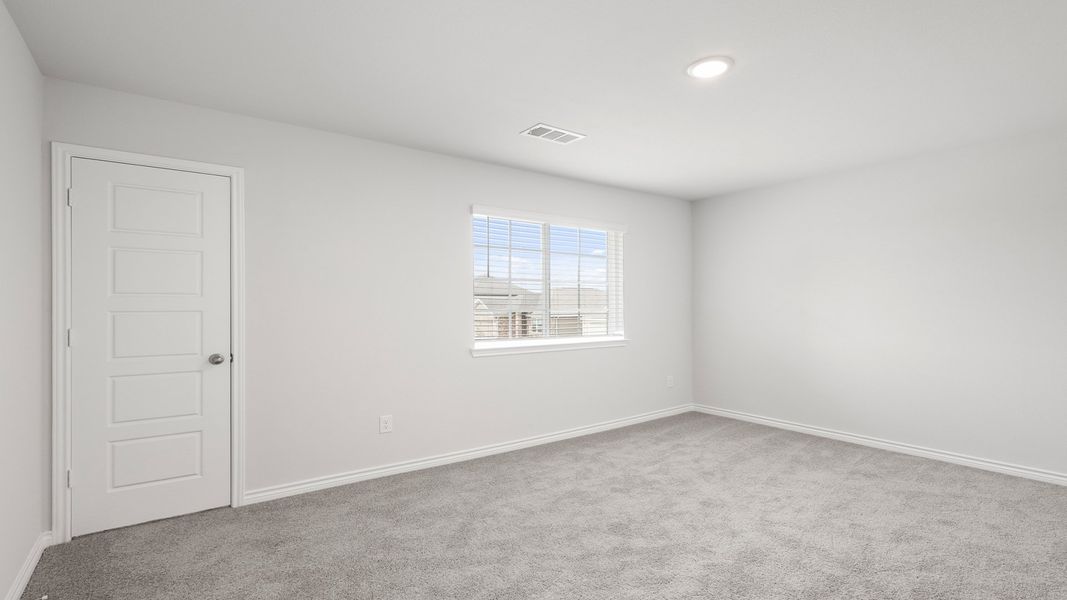 Secondary bedroom