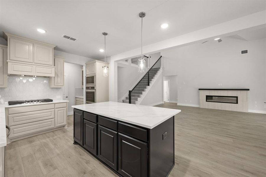 Furnished interior view inside a new home in Oaks of North Grove, Waxahachie (Image 7).