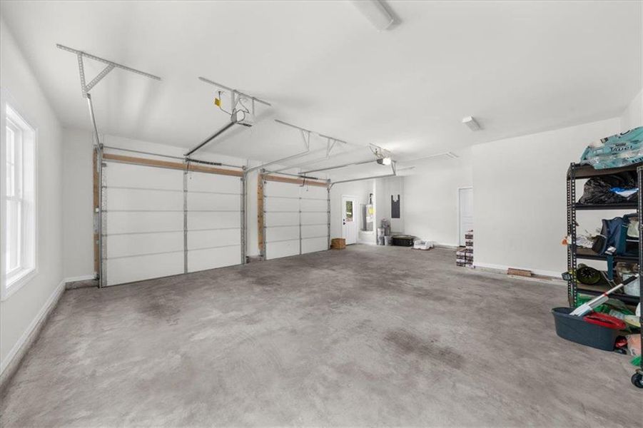 Spacious, unfurnished interior of a new home in , Cleveland (Image 24).