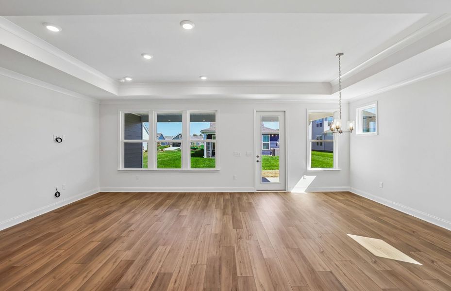 Spacious, unfurnished interior of a new home in Del Webb Southern Harmony, Murfreesboro (Image 15).