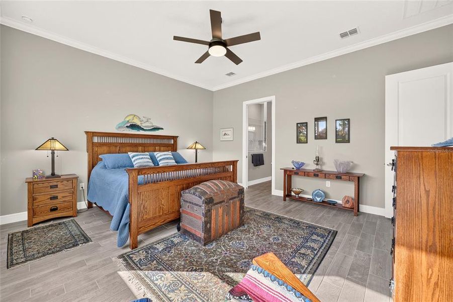 Furnished interior view inside a new home in , Ocala (Image 31).