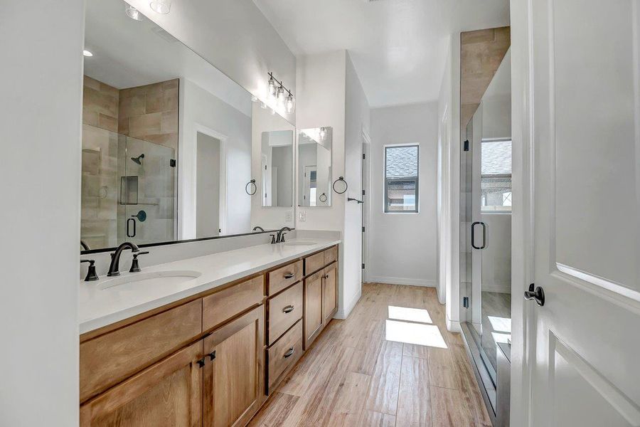 Furnished interior view inside a new home in Horizon at The Dells, Prescott (Image 33). Furnished interior view inside a new home in Horizon at The Dells, Prescott (Image 33).