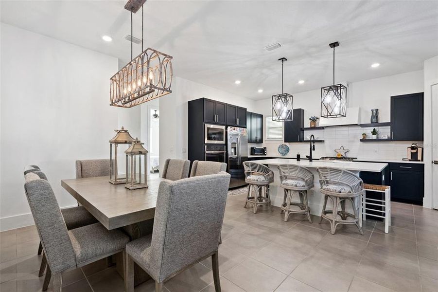 Furnished interior view inside a new home in , Winter Garden (Image 18).