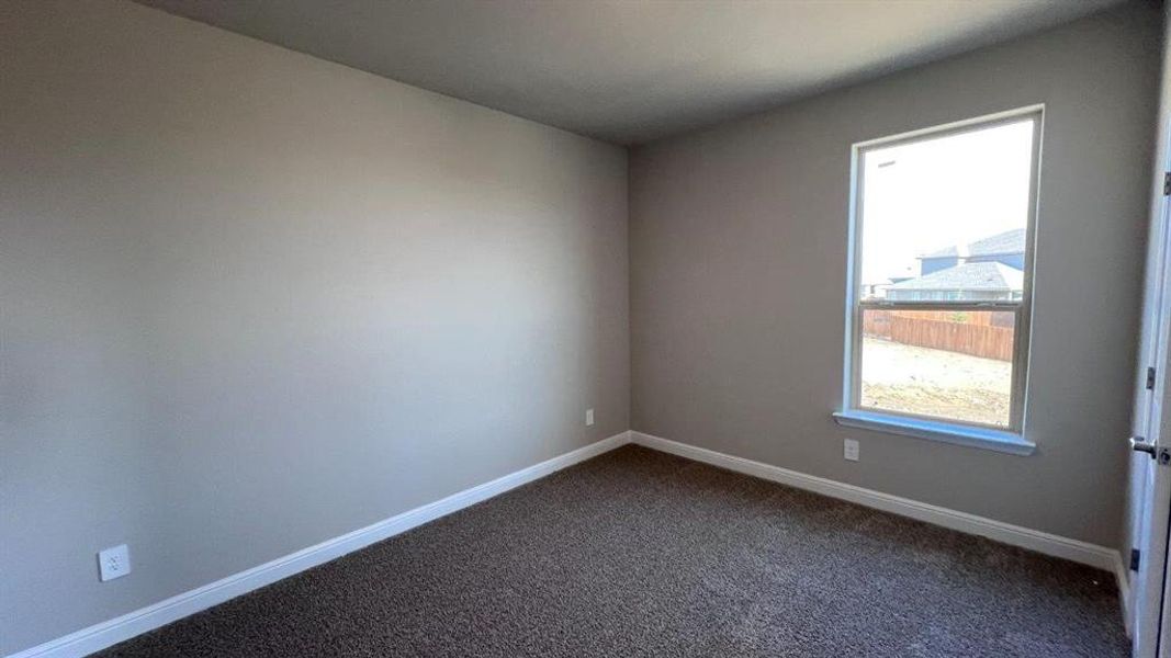 Spacious, unfurnished interior of a new home in Bluestem, Rhome (Image 20). Spacious, unfurnished interior of a new home in Bluestem, Rhome (Image 20).