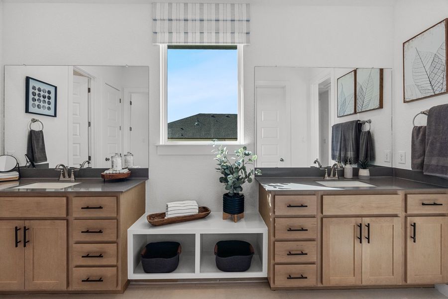 Furnished interior view inside a new home in Berry Creek Highlands, Georgetown (Image 32).