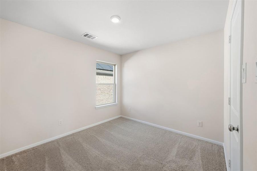 Spacious, unfurnished interior of a new home in Forest Park, Princeton (Image 22).