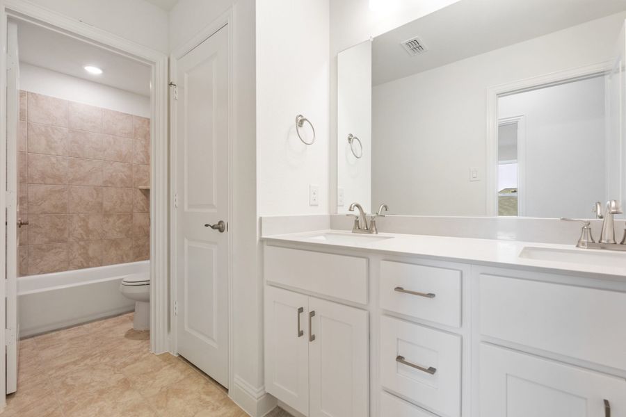 Furnished interior view inside a new home in Walden Pond, Forney (Image 17).