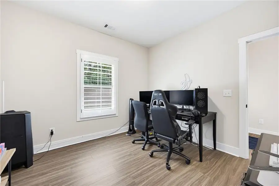 Furnished interior view inside a new home in , Dallas (Image 18).