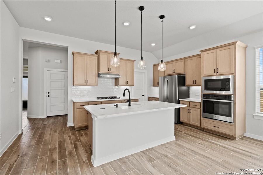Furnished interior view inside a new home in Meyer Ranch, New Braunfels (Image 4).