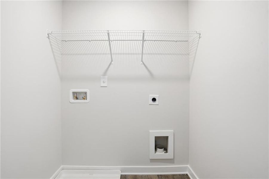 Spacious, unfurnished interior of a new home in Fern Dale, Fairburn (Image 6). Spacious, unfurnished interior of a new home in Fern Dale, Fairburn (Image 6).