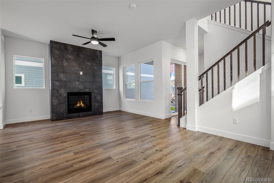 Spacious, unfurnished interior of a new home in Revel Crossing at Wolf Ranch – The Outlook Collection, Colorado Springs (Image 29).