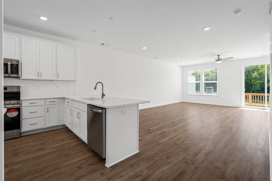 1,840sf New Home in Lavergne, TN.  - Slide 7