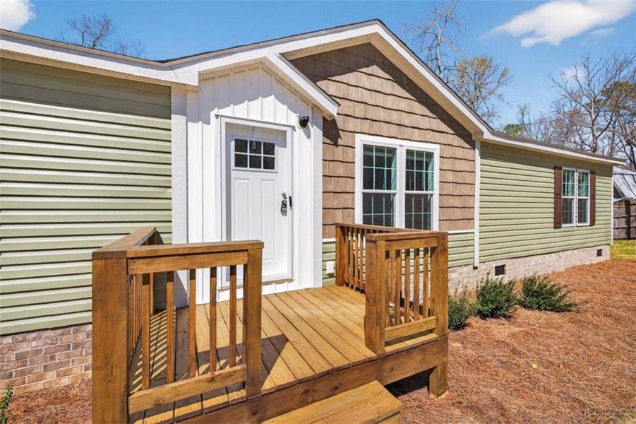 Exterior details and patio area of a home in , Oxford (Image 22).