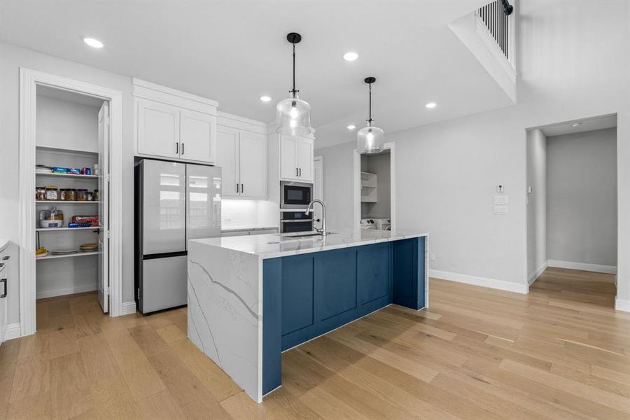 Furnished interior view inside a new home in Lexington Frisco, Frisco (Image 11).