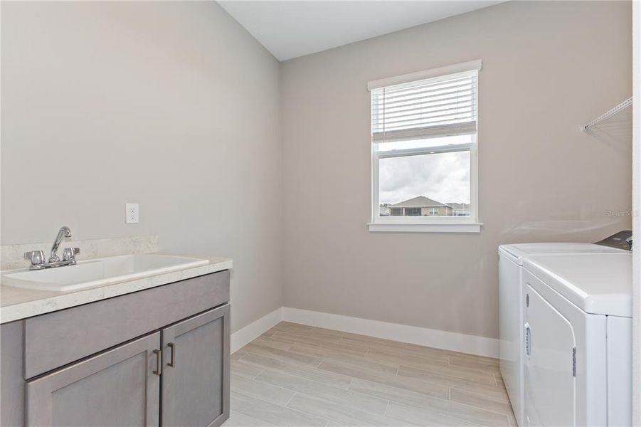 Furnished interior view inside a new home in Ocala Preserve, Ocala (Image 11).