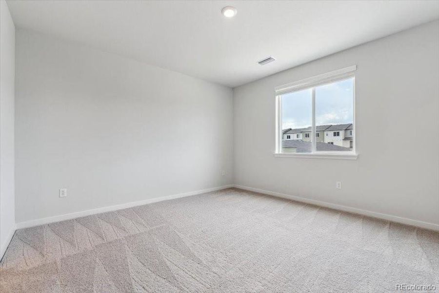 Spacious, unfurnished interior of a new home in , Broomfield (Image 14).