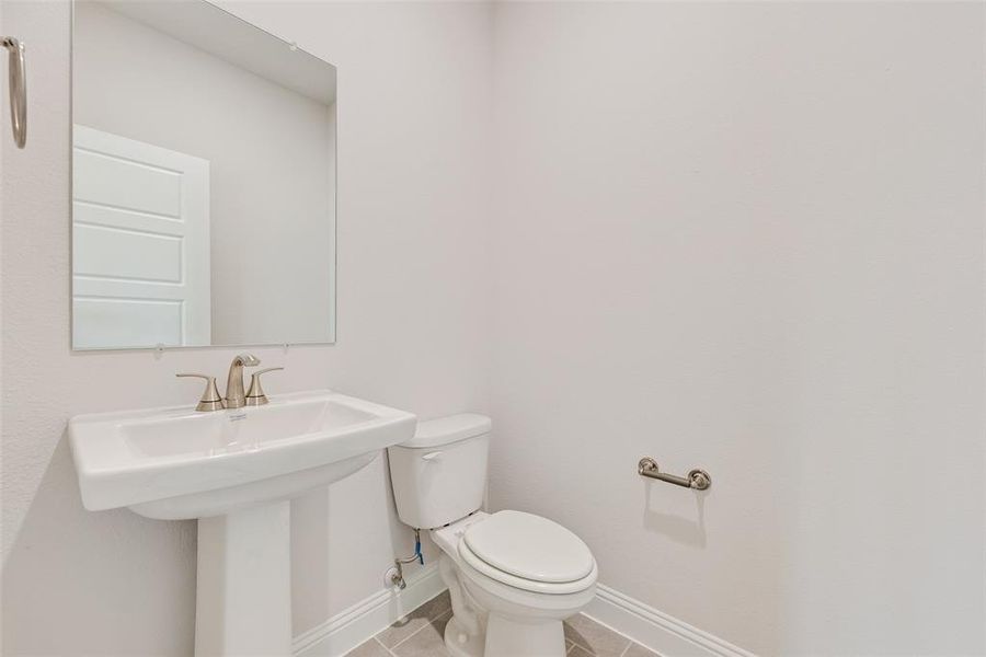 Furnished interior view inside a new home in Villages of Hurricane Creek, Anna (Image 11). Furnished interior view inside a new home in Villages of Hurricane Creek, Anna (Image 11).