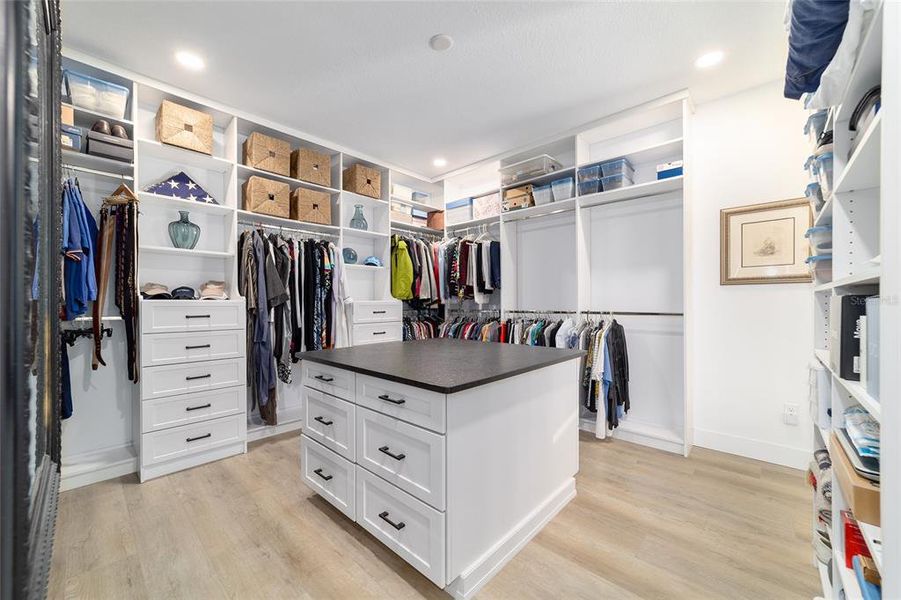 Furnished interior view inside a new home in , Belleview (Image 56).
