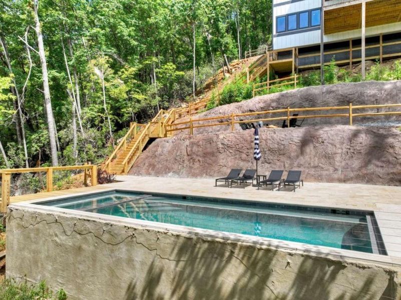 Image 74 of a home in .