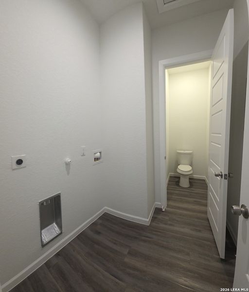 Spacious, unfurnished interior of a new home in , San Antonio (Image 29).