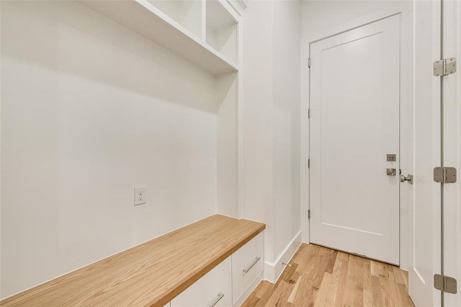 Spacious, unfurnished interior of a new home in , Dallas (Image 24). Spacious, unfurnished interior of a new home in , Dallas (Image 24).
