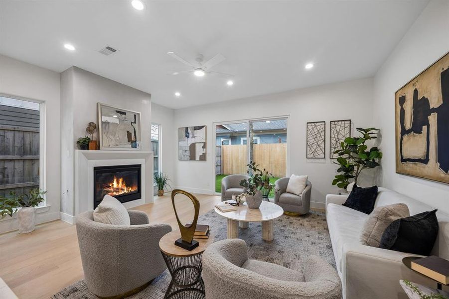 Furnished interior view inside a new home in , Dallas (Image 14).