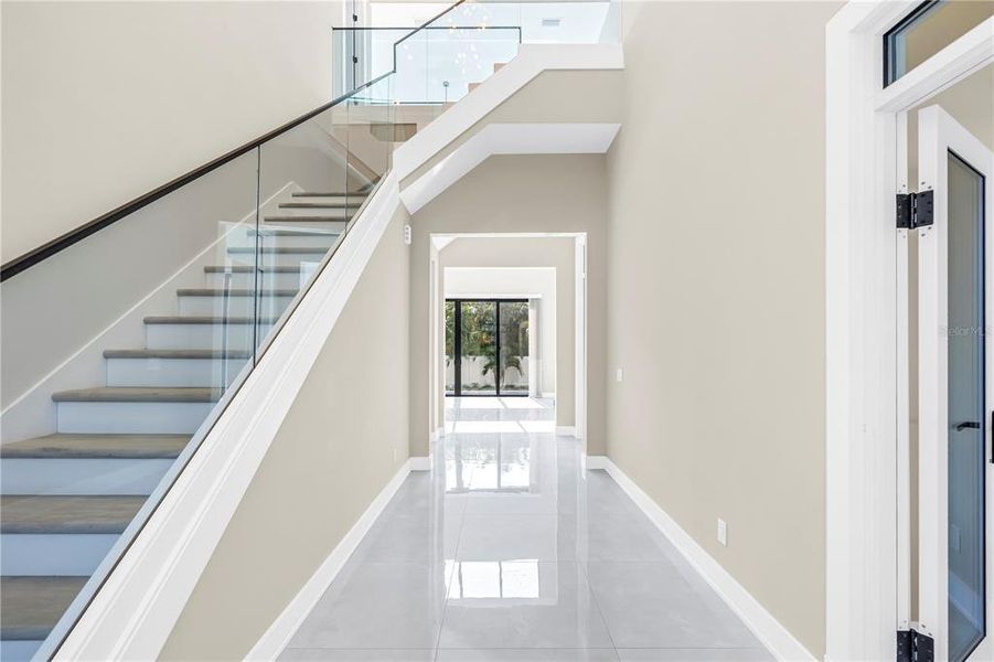 Spacious, unfurnished interior of a new home in , St. Petersburg (Image 53). Spacious, unfurnished interior of a new home in , St. Petersburg (Image 53).