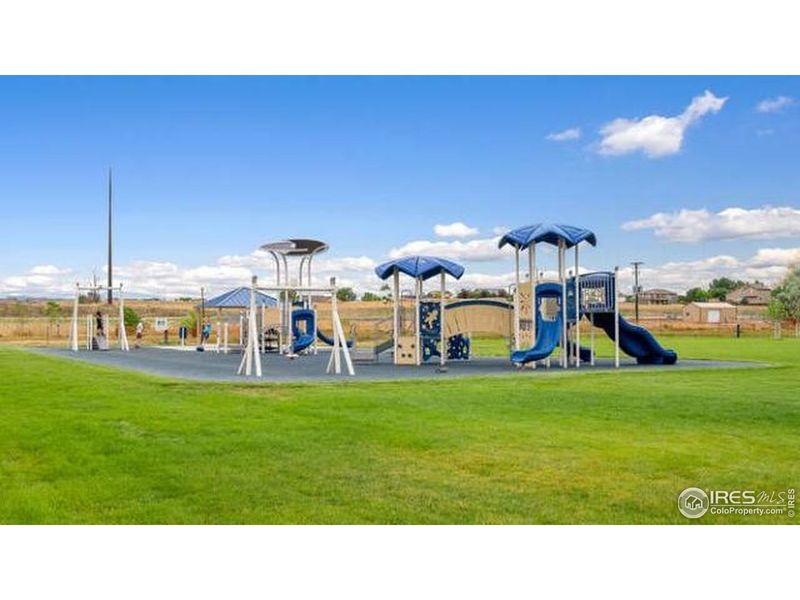 Community amenities in Tailholt, Severance (Image 28).