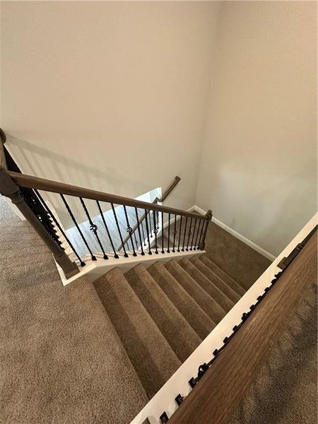 Spacious, unfurnished interior of a new home in Mirror Lake at South Harbour, Villa Rica (Image 47).