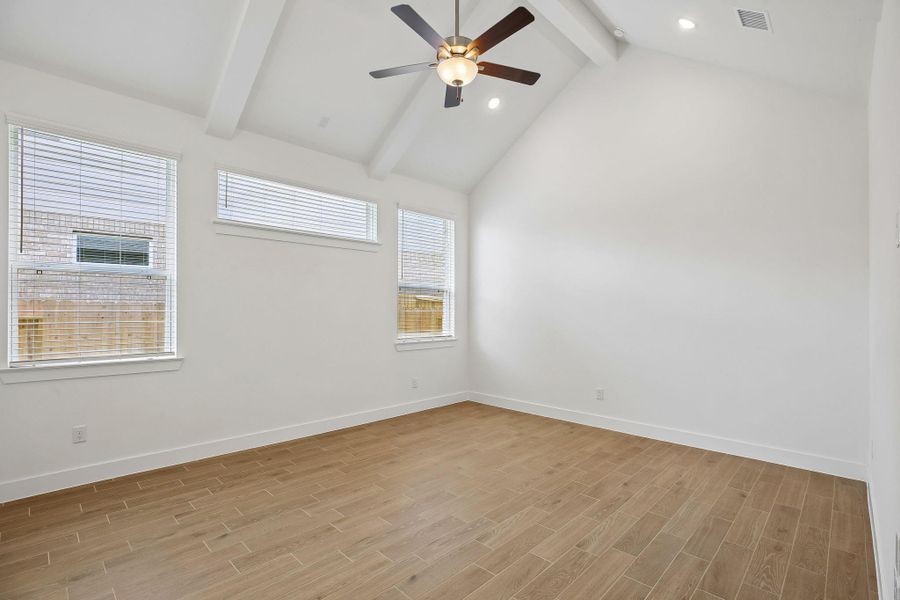 Spacious, unfurnished interior of a new home in The Trails 50's, New Caney (Image 18). Spacious, unfurnished interior of a new home in The Trails 50's, New Caney (Image 18).