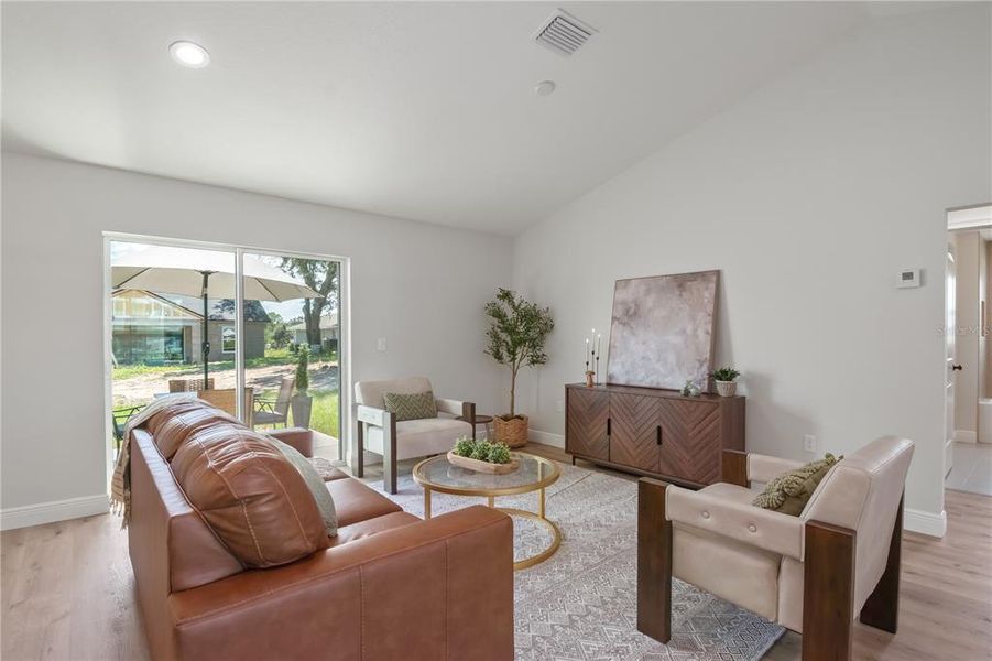 Furnished interior view inside a new home in , Dunnellon (Image 31).