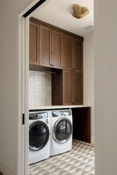 Close-up of interior finishes inside a home in , Charleston (Image 103). Close-up of interior finishes inside a home in , Charleston (Image 103).