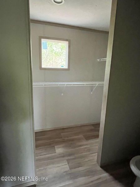 Spacious, unfurnished interior of a new home in , Starke (Image 19).