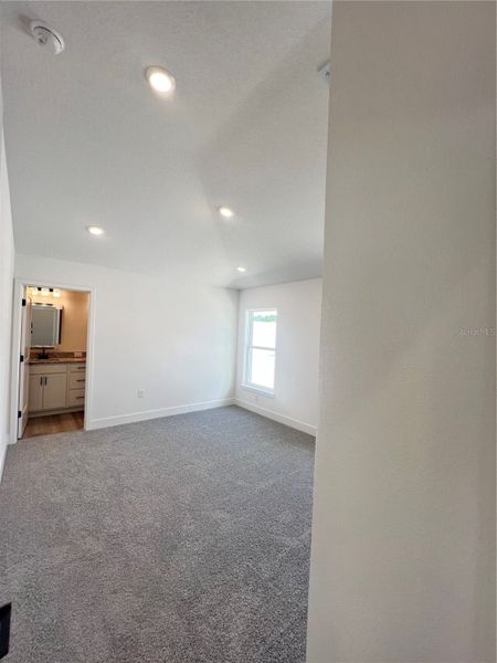 Spacious, unfurnished interior of a new home in Highland Hills, Hudson (Image 12).