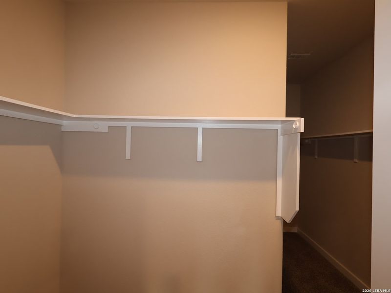 Spacious, unfurnished interior of a new home in Winding Brook, San Antonio (Image 14). Spacious, unfurnished interior of a new home in Winding Brook, San Antonio (Image 14).