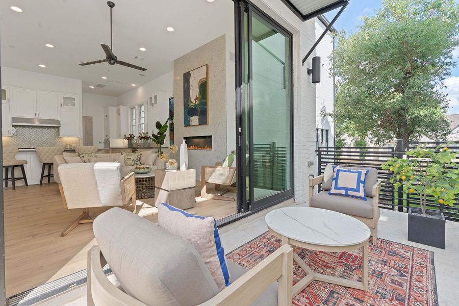 Exterior details and patio area of a home in Spyglass, Austin (Image 3).