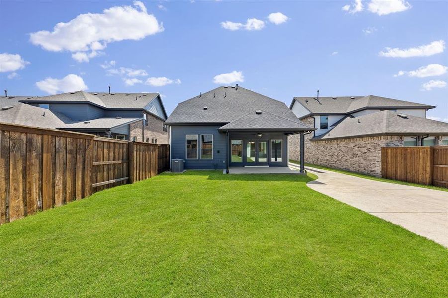 Our 3207 plan offers a great back yard space perfect for family bbq's!