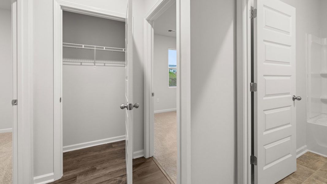 Spacious, unfurnished interior of a new home in Estates at Deer Hollow, Grovetown (Image 16). Spacious, unfurnished interior of a new home in Estates at Deer Hollow, Grovetown (Image 16).