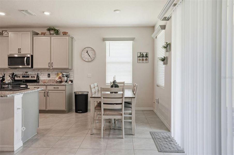 Furnished interior view inside a new home in Waterford, Brooksville (Image 19).