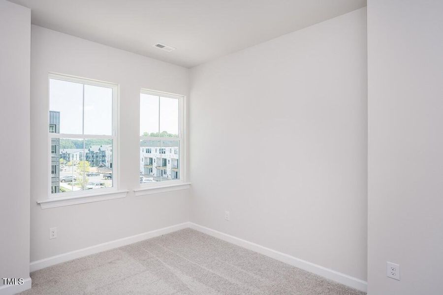 Elm Park 46_Bedroom 1_7.8.24_webready Elm Park 46_Bedroom 1_7.8.24_webready