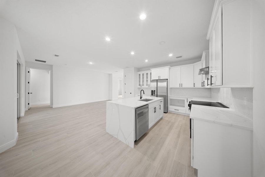 Spacious, unfurnished interior of a new home in , Port St. Lucie (Image 25). Spacious, unfurnished interior of a new home in , Port St. Lucie (Image 25).