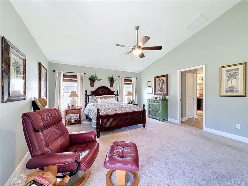Furnished interior view inside a new home in The Fairways At Twisted Oaks, Beverly Hills (Image 56).