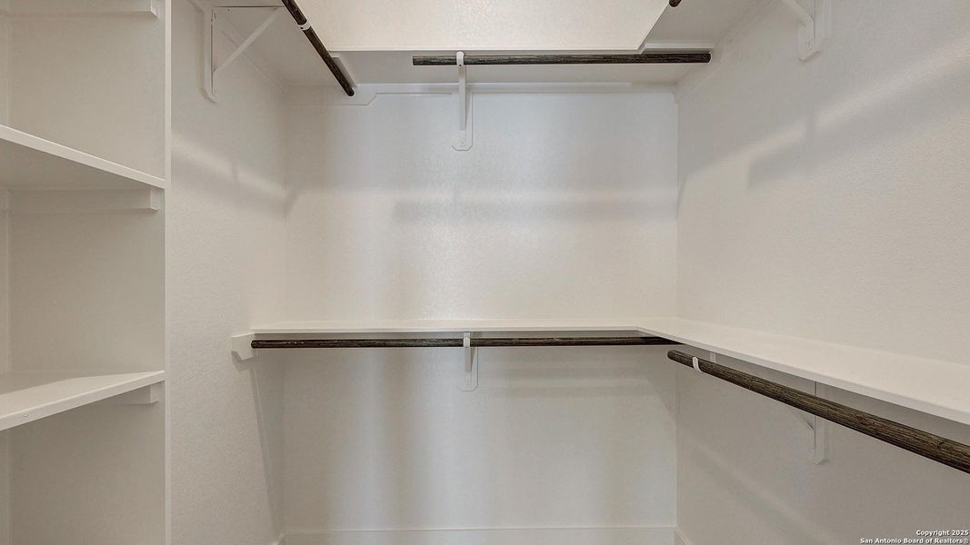 Spacious, unfurnished interior of a new home in Corley Farms 50', Boerne (Image 15). Spacious, unfurnished interior of a new home in Corley Farms 50', Boerne (Image 15).