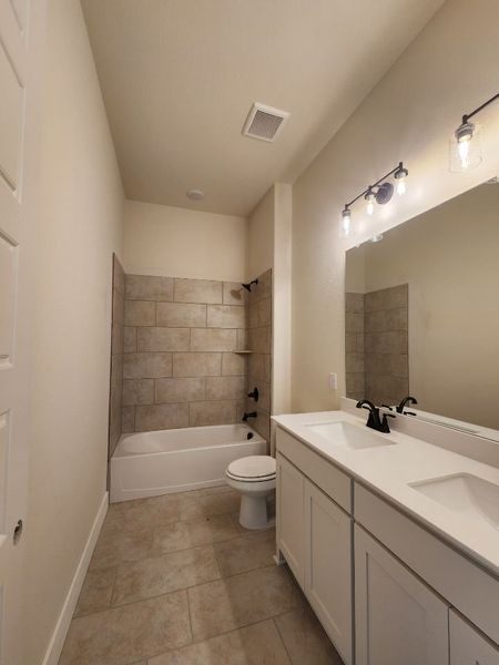Furnished interior view inside a new home in Rocky Top, Krum (Image 6).
