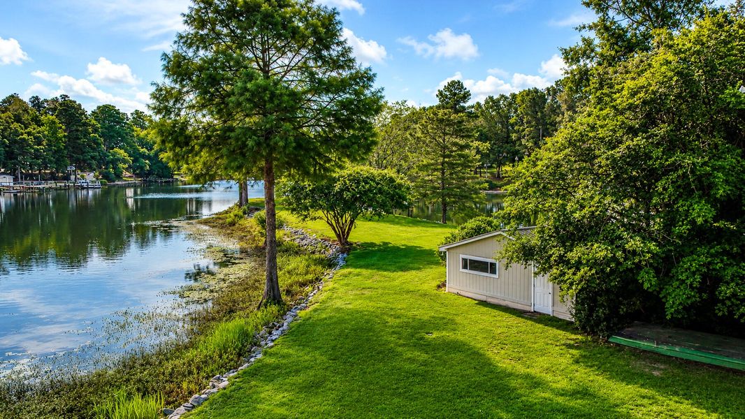 Natural landscape and outdoor views near in Summerton (Image 124). Natural landscape and outdoor views near in Summerton (Image 124).